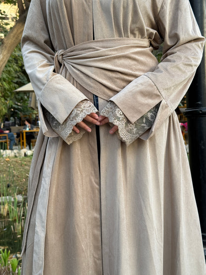 Beige kaftan