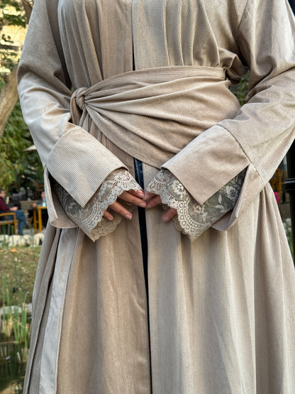 Beige kaftan