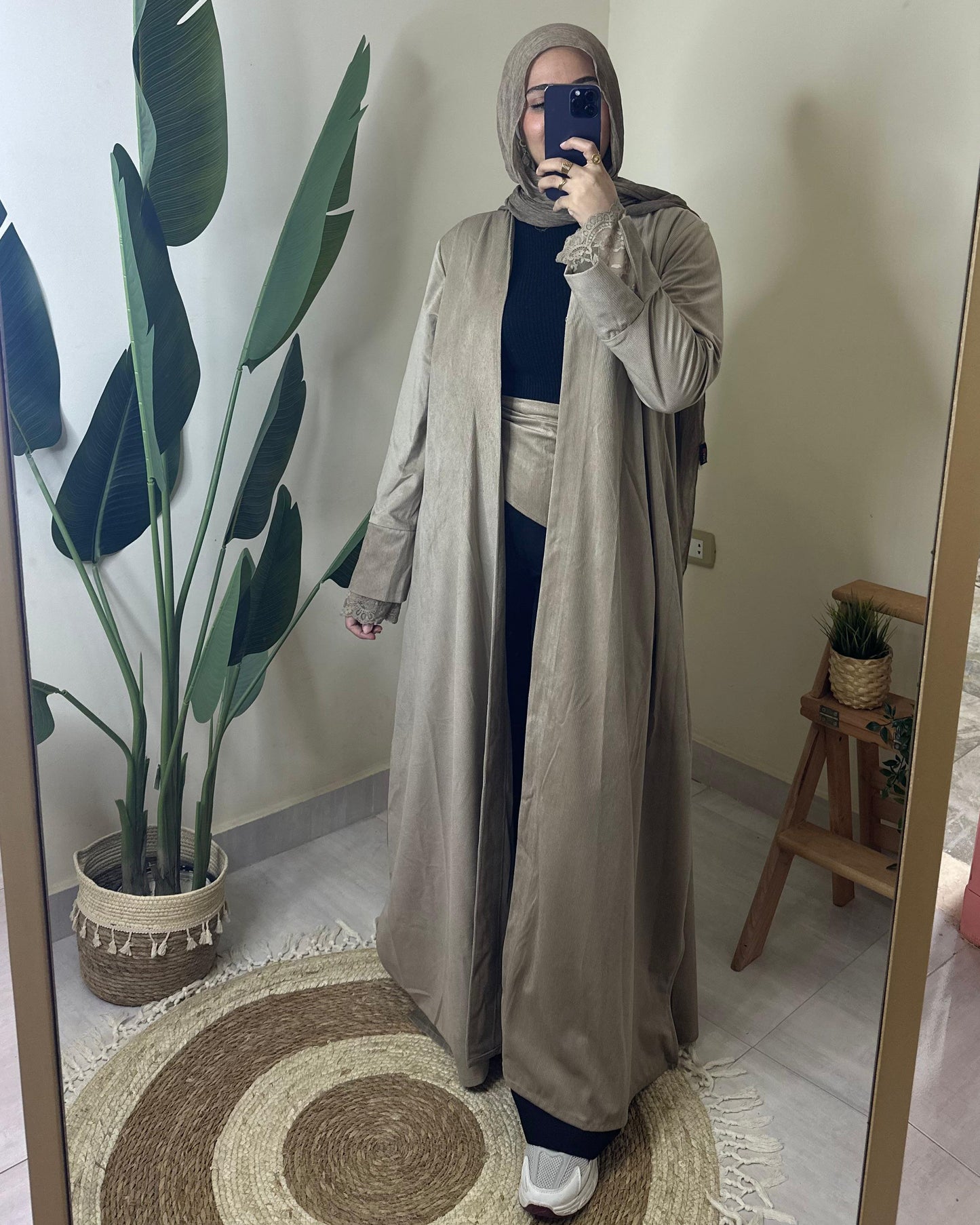 Beige kaftan