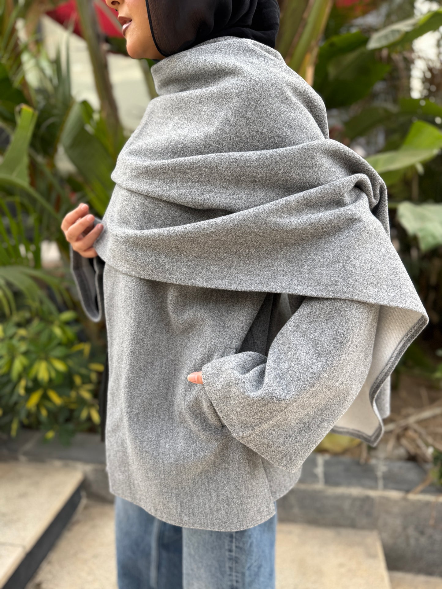 Jacket & Shawl Set (gray)
